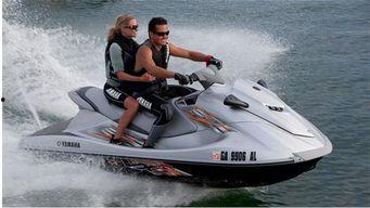 国产摩托艇入水视频,速度与激情的完美演绎