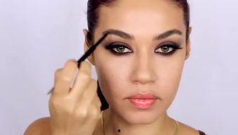 国产烟熏妆化妆造型视频,国产美妆视频教你打造复古风情妆容