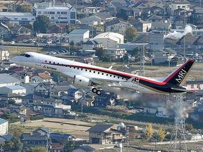 国产支线客机试飞视频,翱翔蓝天，见证中国航空工业新里程