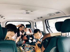 国产小孩开大车妈妈视频,国产小孩开大车，妈妈镜头下的温馨瞬间