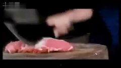 国产凌凌漆拔刀视频,刀光剑影，一招制胜的凌厉风采