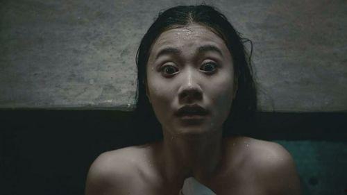 国产电影诡异视频,国产电影惊悚片段揭秘 第2张 国产电影诡异视频,国产电影惊悚片段揭秘 第2张